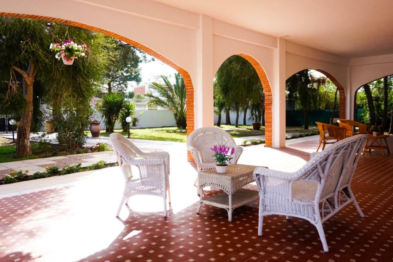 Villa Aurelia - Seafront Apartment With Terrace كوارتو سانتيلينا المظهر الخارجي الصورة